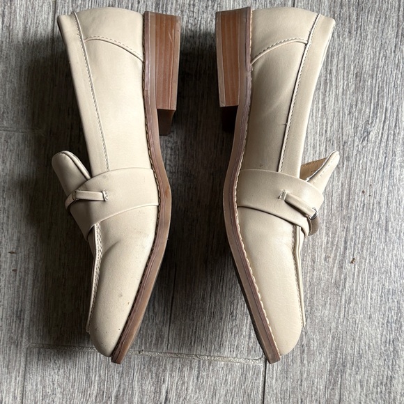 Jones New York Cream Leather Bit Loafers - Picture 5 of 10